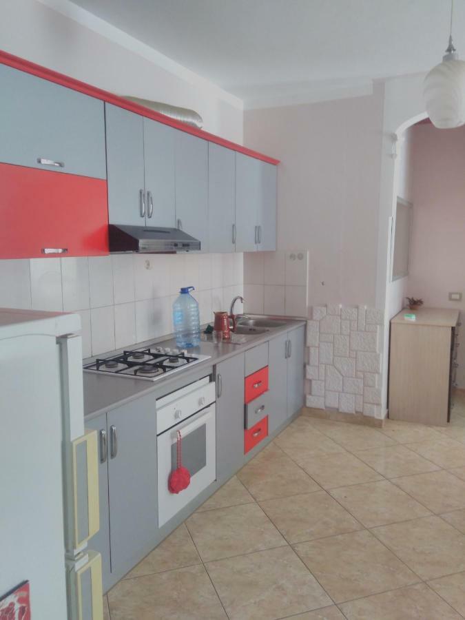 Queen Hostel Dıraç Dış mekan fotoğraf